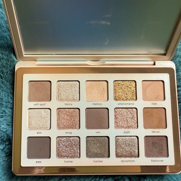 Natasha Denona I Need a Warm Eyeshadow Palette - Picture 2 of 7